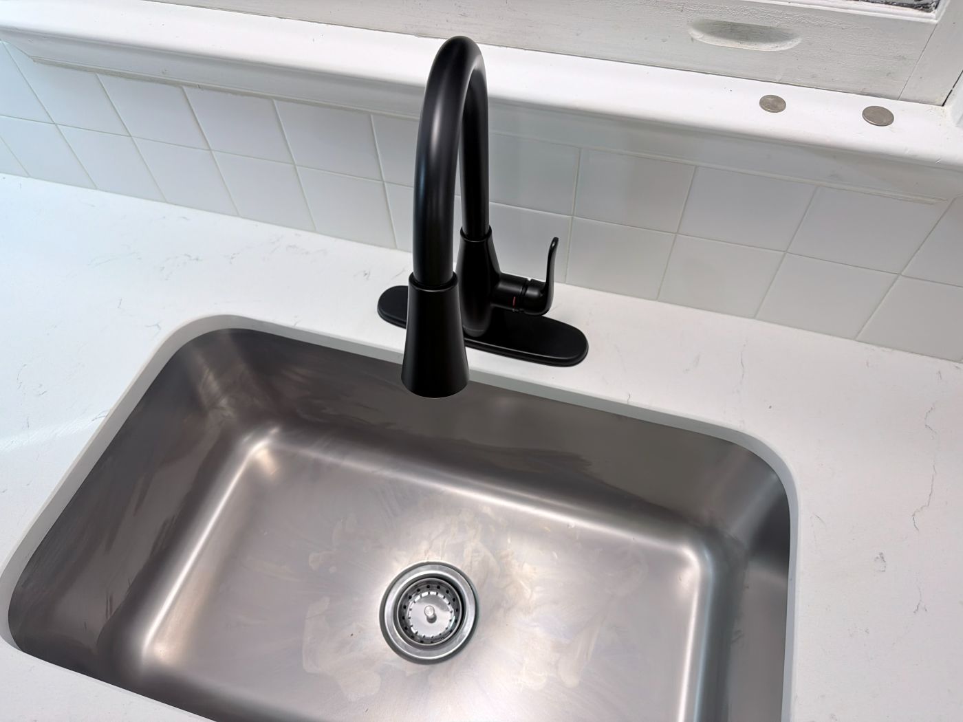 Cocina: Fregadero y Cuarzo